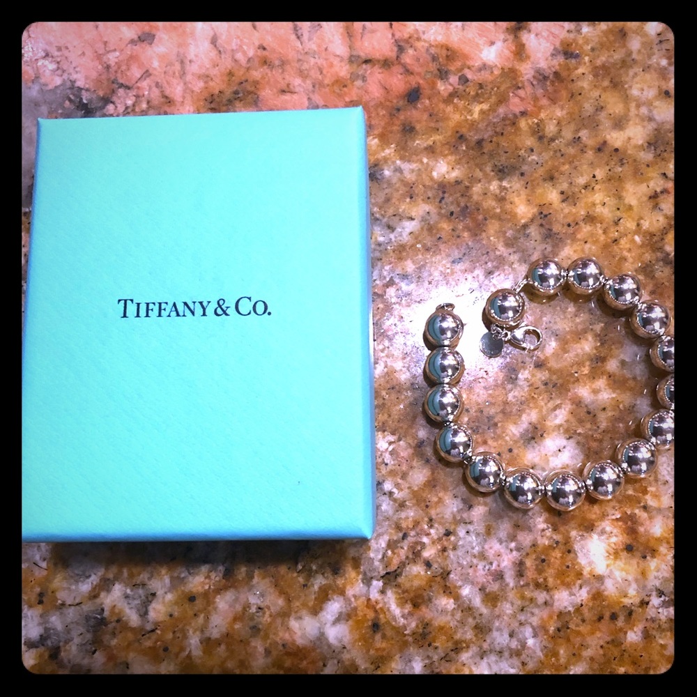 Pre loved TIFFANY & Co silver 10 mm bead bracelet